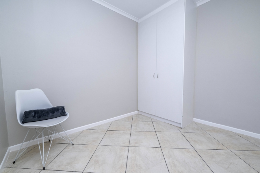 2 Bedroom Property for Sale in Normandie Western Cape